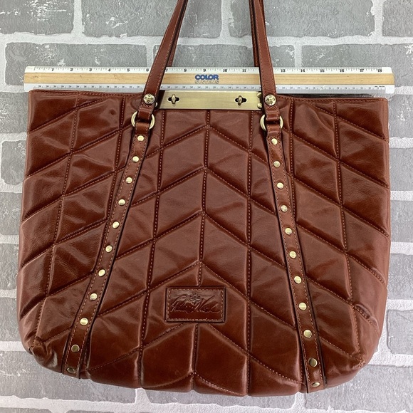 Patricia Nash Cinnamon Benvenuto Tote-Quilted Distressed Leather & Wallet - Picture 4 of 10